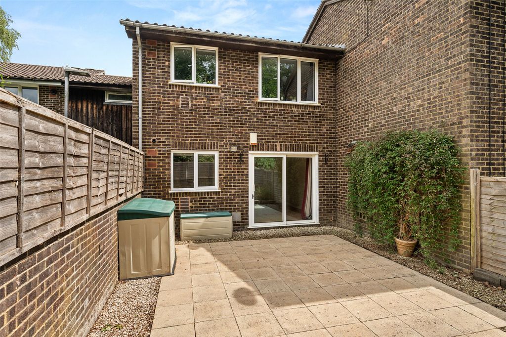 Property photo 1 of 9 Picture No. 11