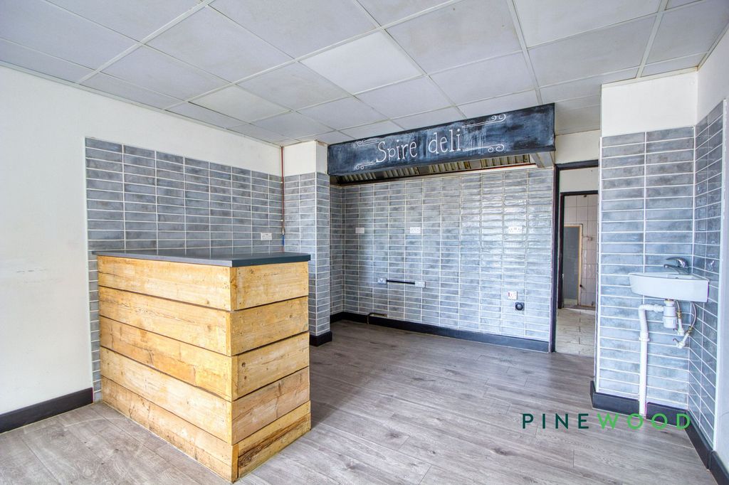 Property photo 2 of 10 Front Store