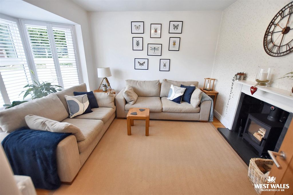 Property photo 3 of 24 9 (53).Jpg