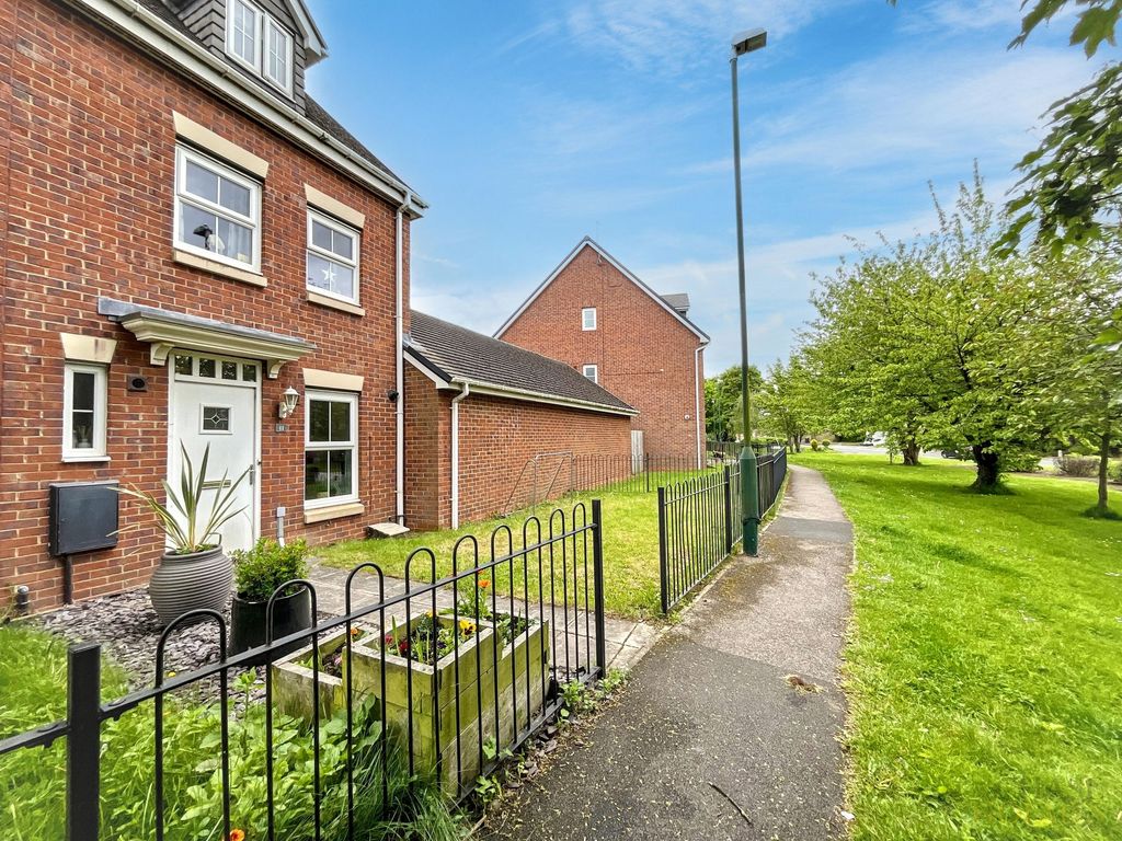 Property photo 1 of 24