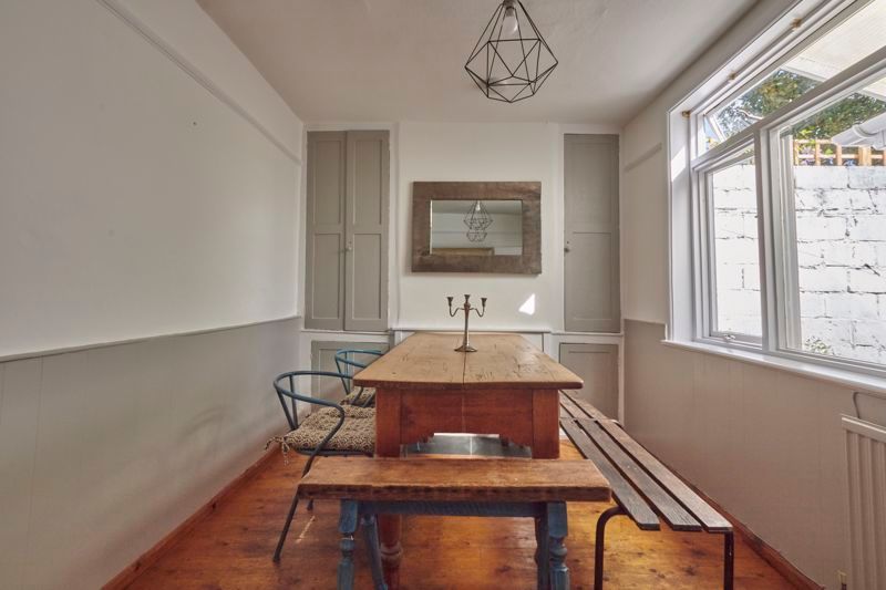 Property photo 3 of 14 Dining Room