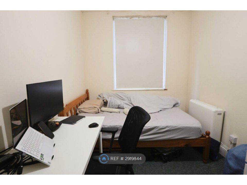 Property photo 2 of 6