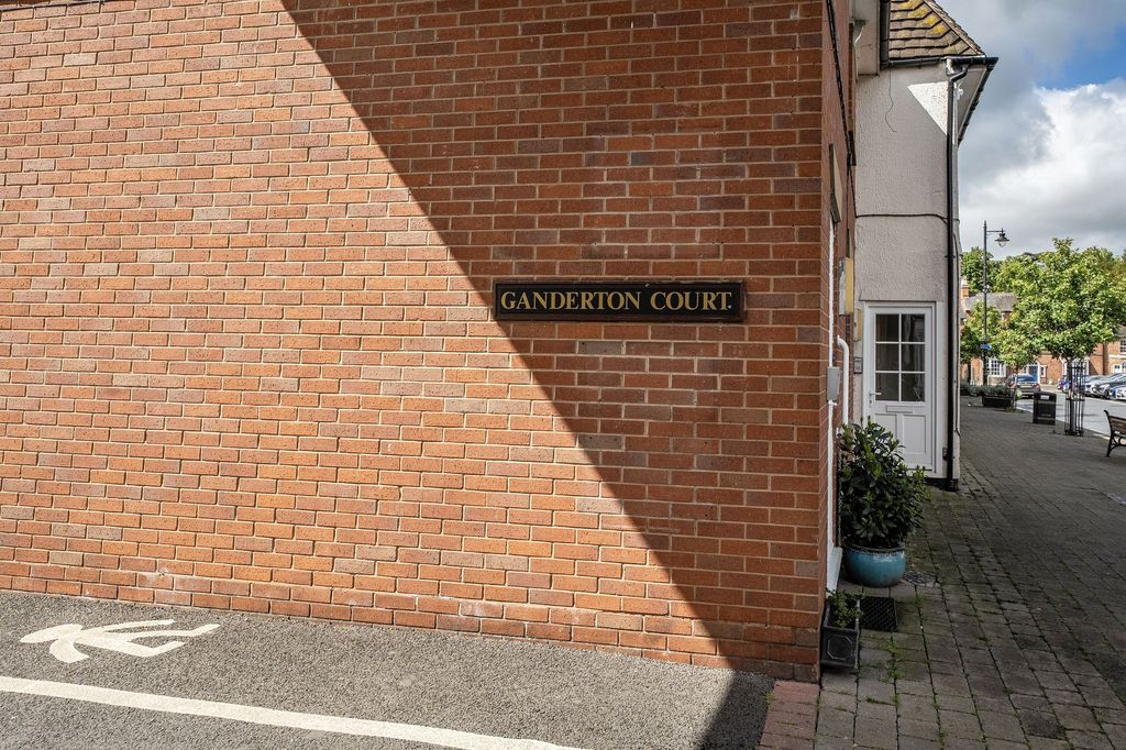 Additional image 16 of 2 bed flat for saleGanderton Court, Pershore WR10