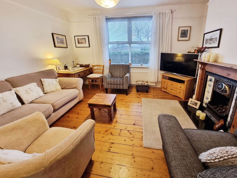 Property photo 3 of 9 Photo 10