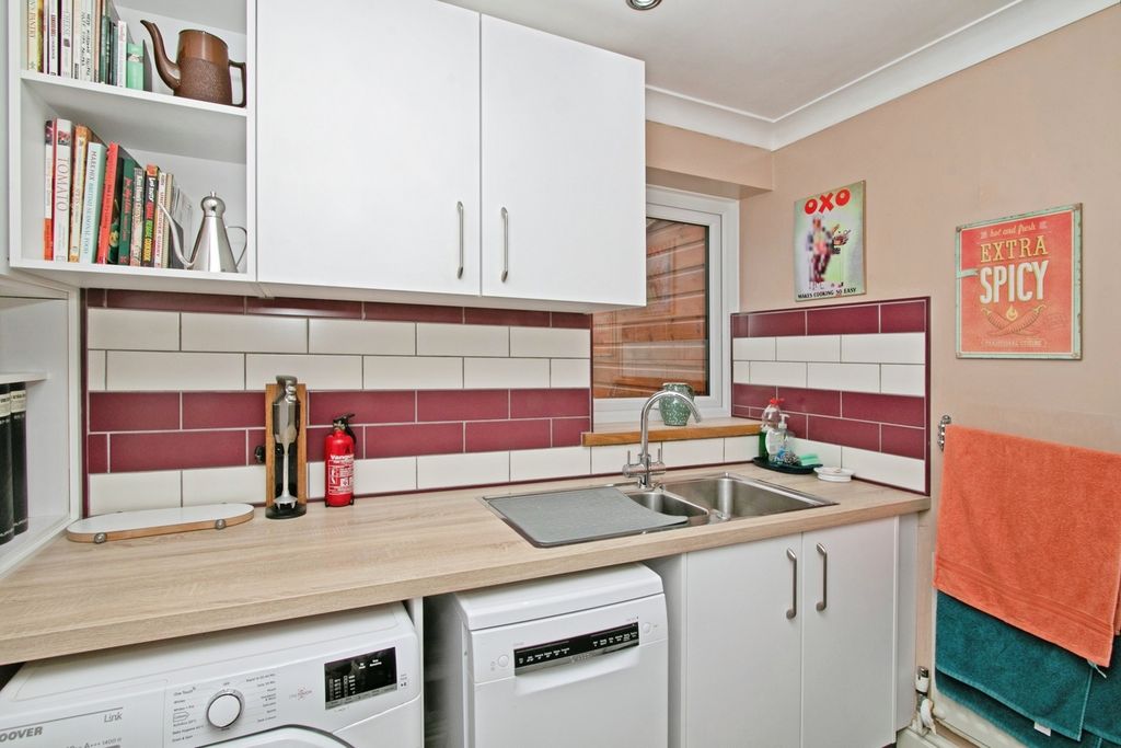 Additional image 17 of 4 bed detached house for saleEast Hill, Blackwater, Truro, Cornwall TR4