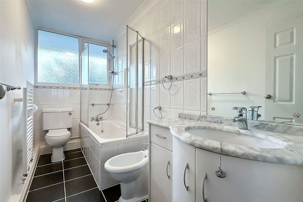 Property photo 3 of 7 Picture No. 17