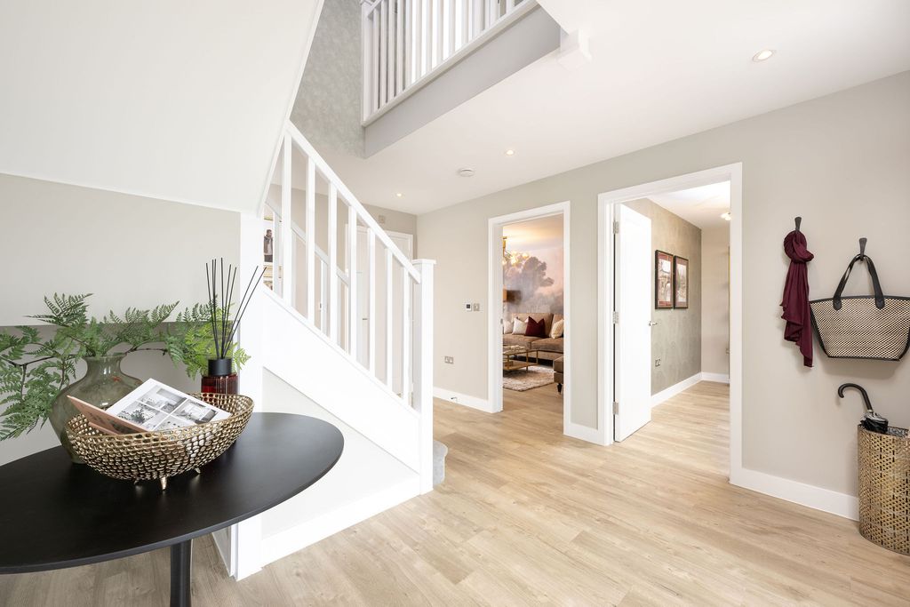 Property photo 3 of 17 Previous Development