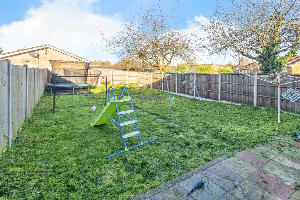 Property photo 3 of 17