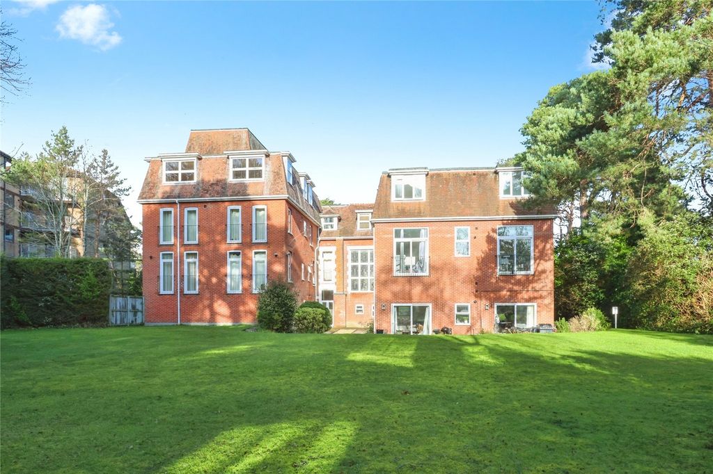 Property photo 1 of 11 Picture No. 44