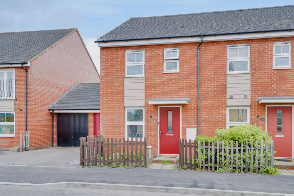 Property photo 1 of 9 4339120