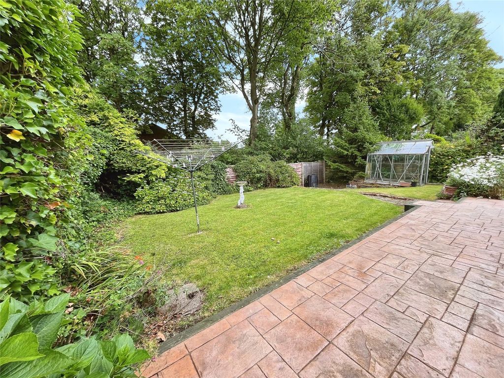 Property photo 2 of 22 Picture No. 18