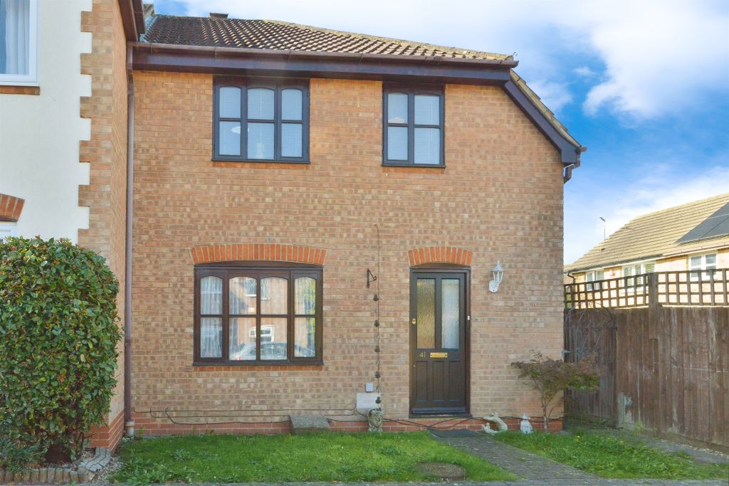 Property photo 1 of 17