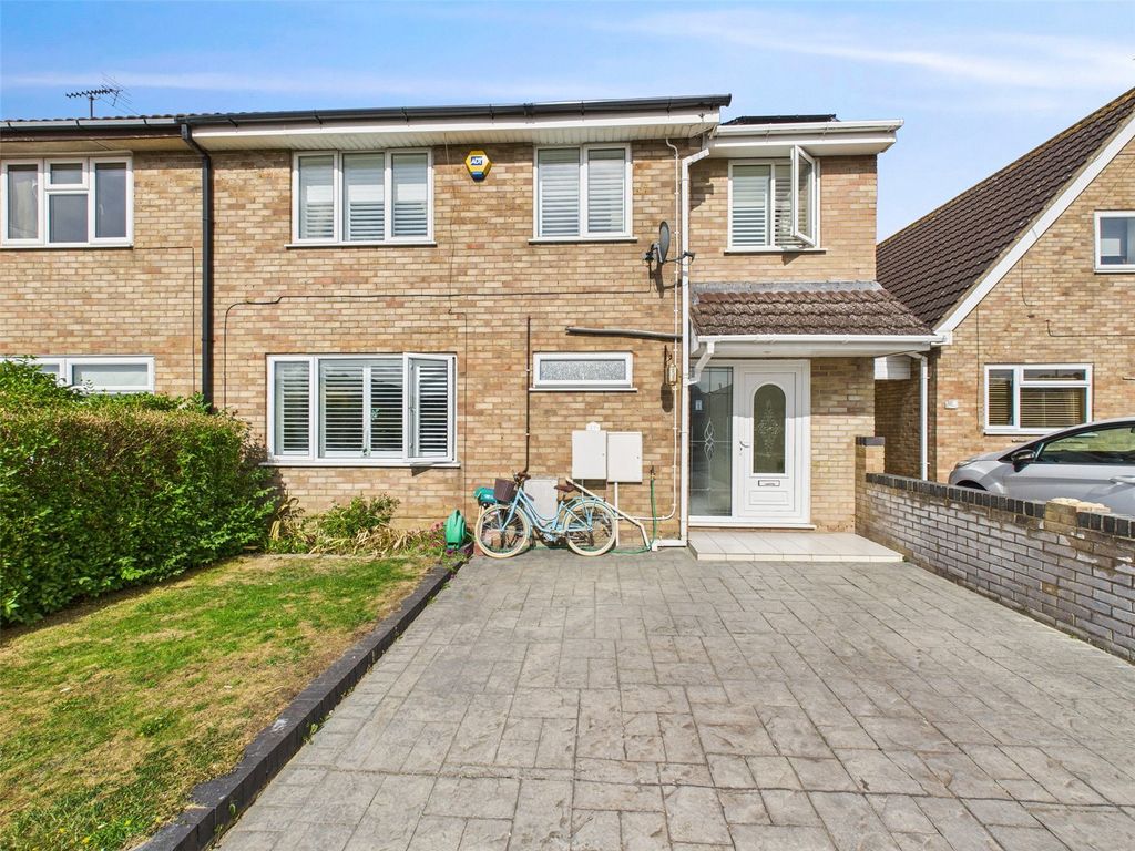 Property photo 1 of 21 Picture No. 05