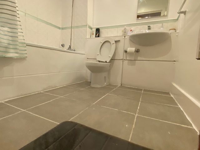 Property photo 3 of 11