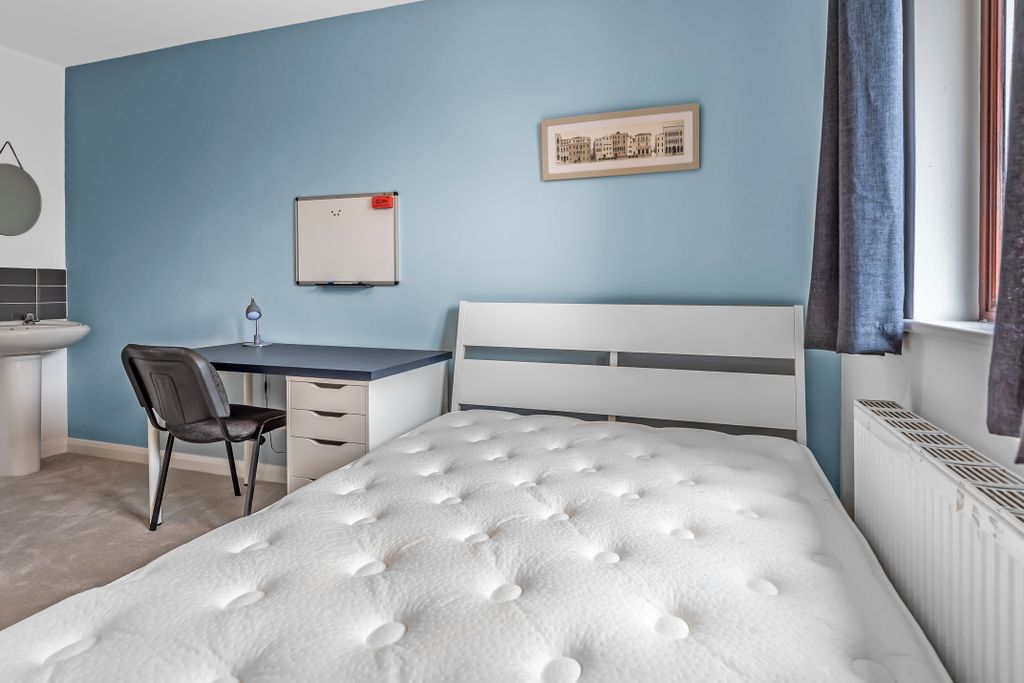 Property photo 2 of 11 512741 (6)