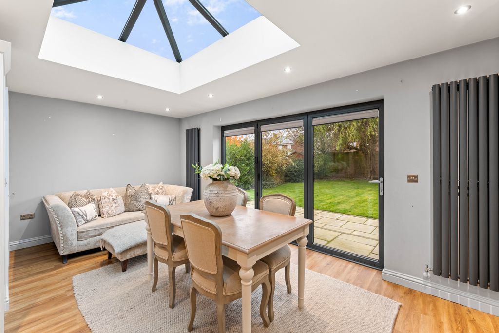 Property photo 3 of 45