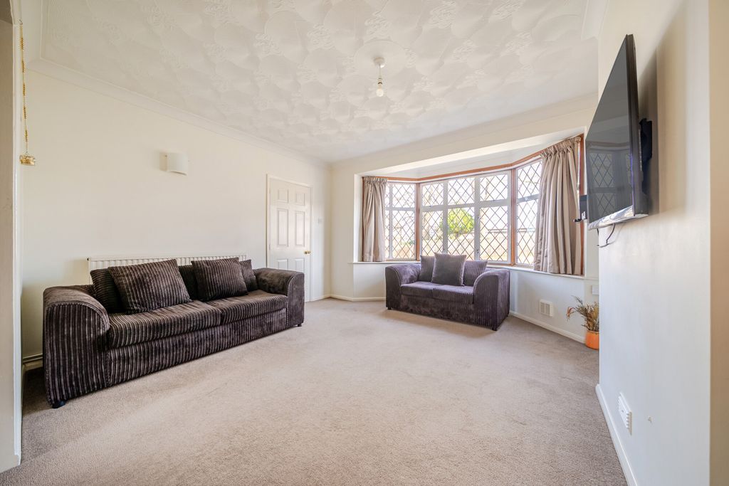 Property photo 2 of 20 1423246-6-69Aa042...