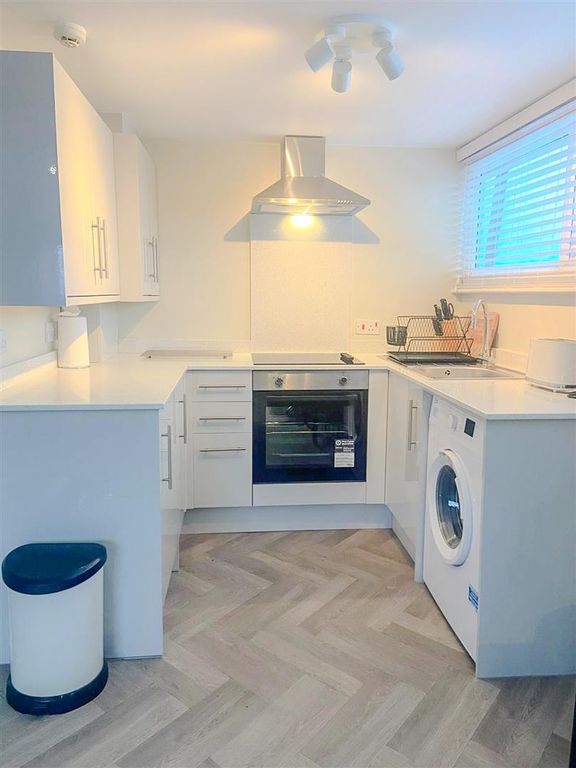 Property photo 1 of 9 6.Jpg