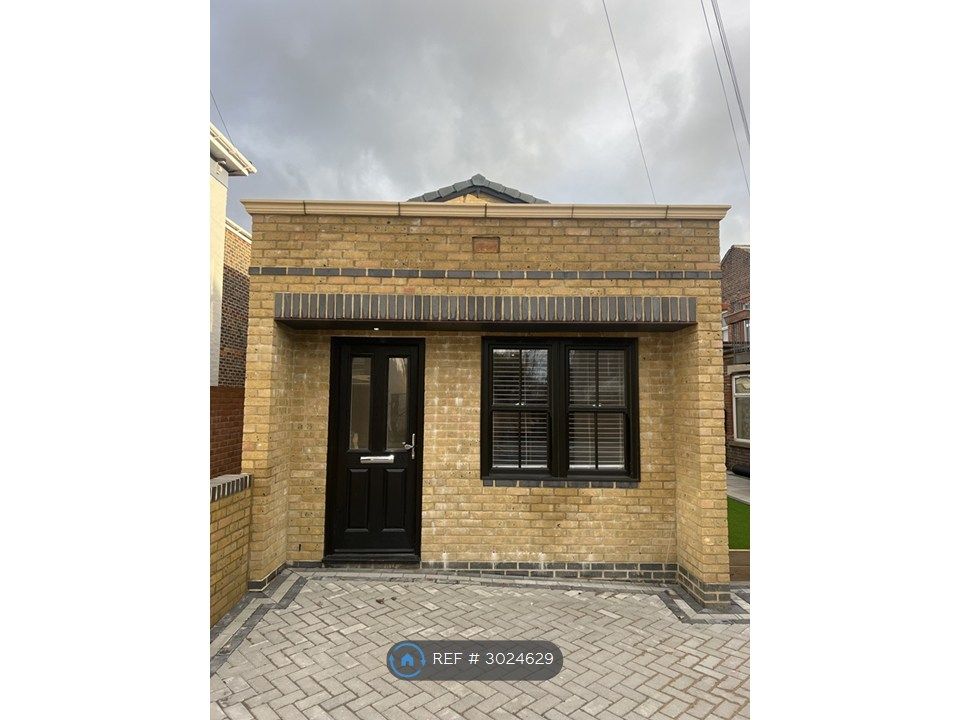 Property photo 1 of 12 Front Of House