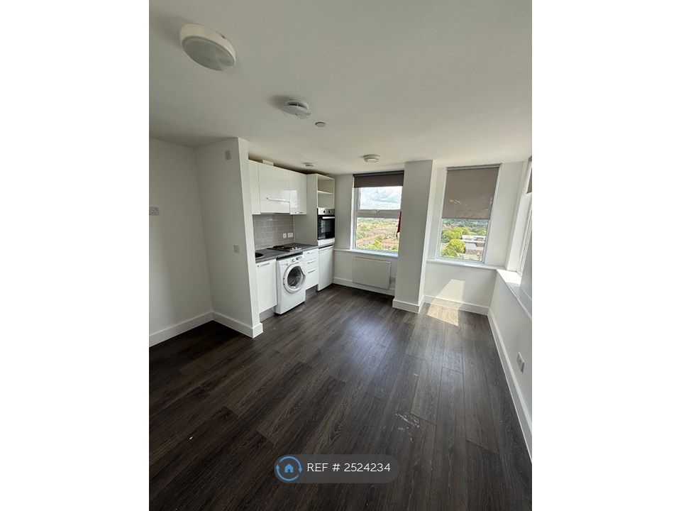 Property photo 2 of 6