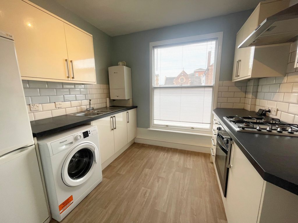 Property photo 3 of 6