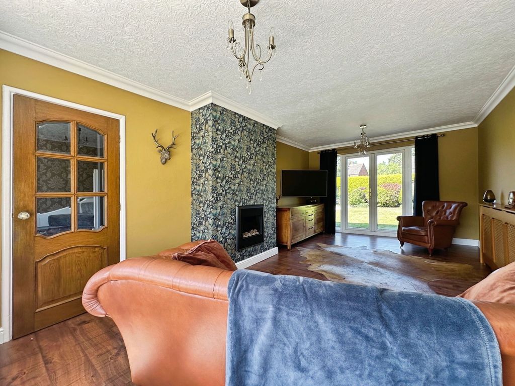 Property photo 3 of 36