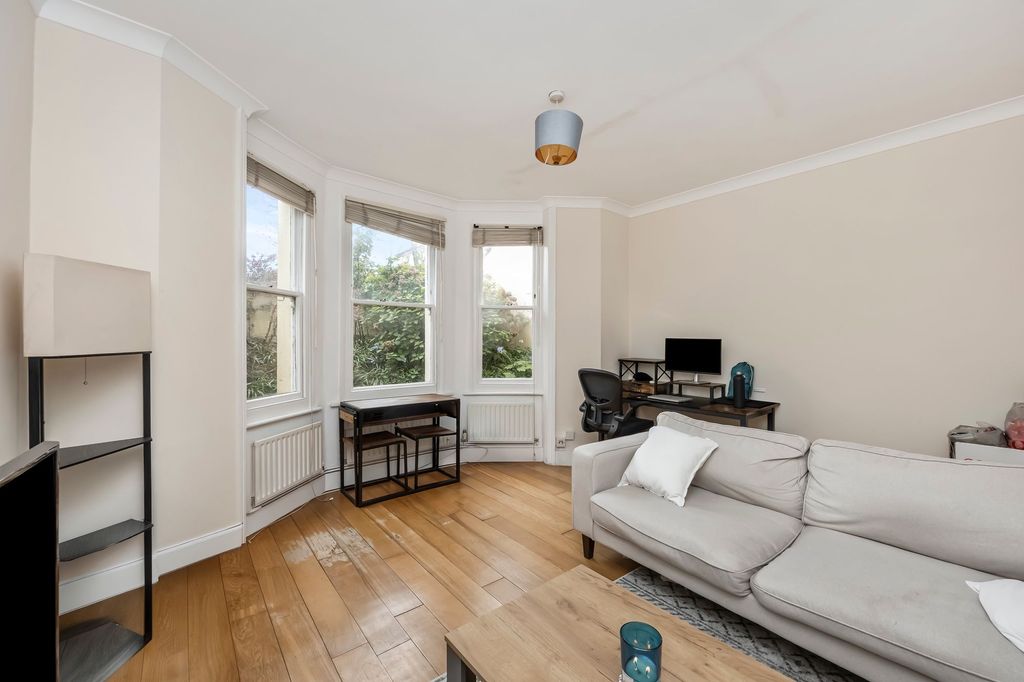 Property photo 3 of 13