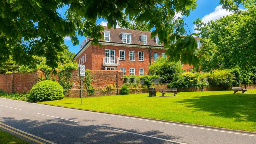 Property photo 1 of 18 04d21800-7d7B-46Af-Bd70-d12F4591E84A (1).Png