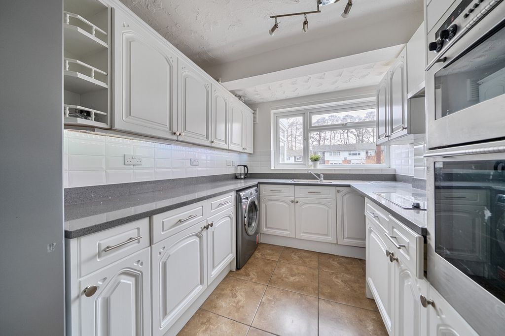 Property photo 2 of 24 1418551-10-69B3cc...