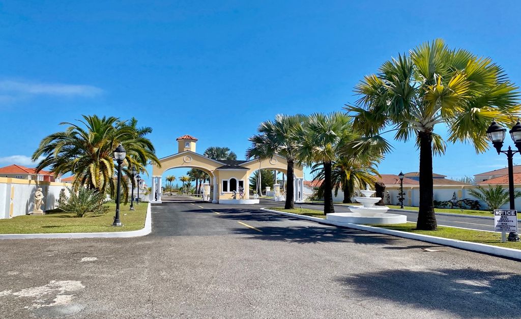 Property photo 2 of 9