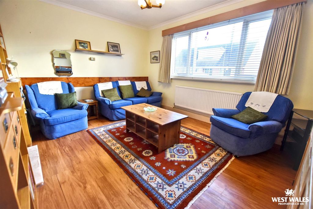 Property photo 2 of 19 12 (16).Jpg