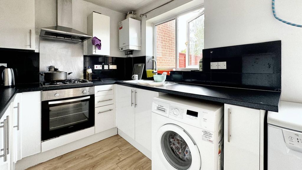 Property photo 3 of 13 Chmeae_Znemv-Ulawlz84Q