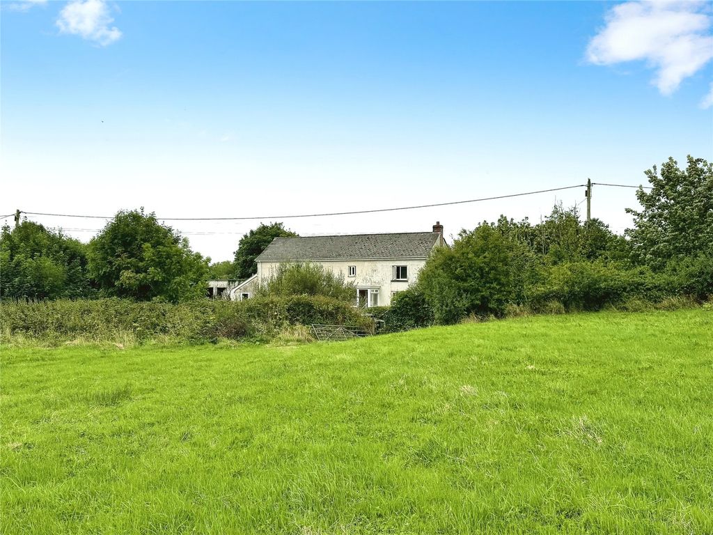 Property photo 1 of 34 Picture No. 40
