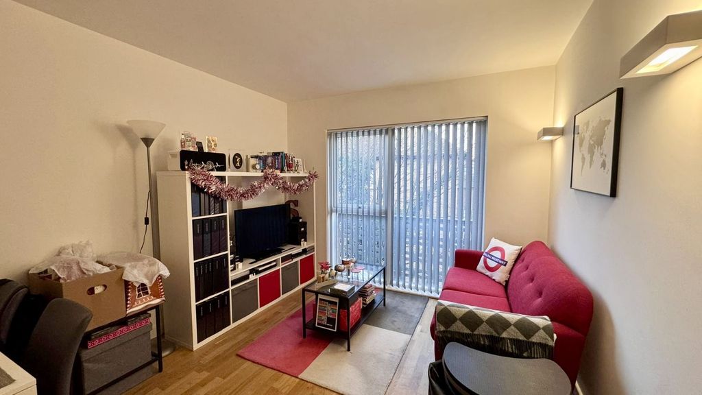 Property photo 3 of 9