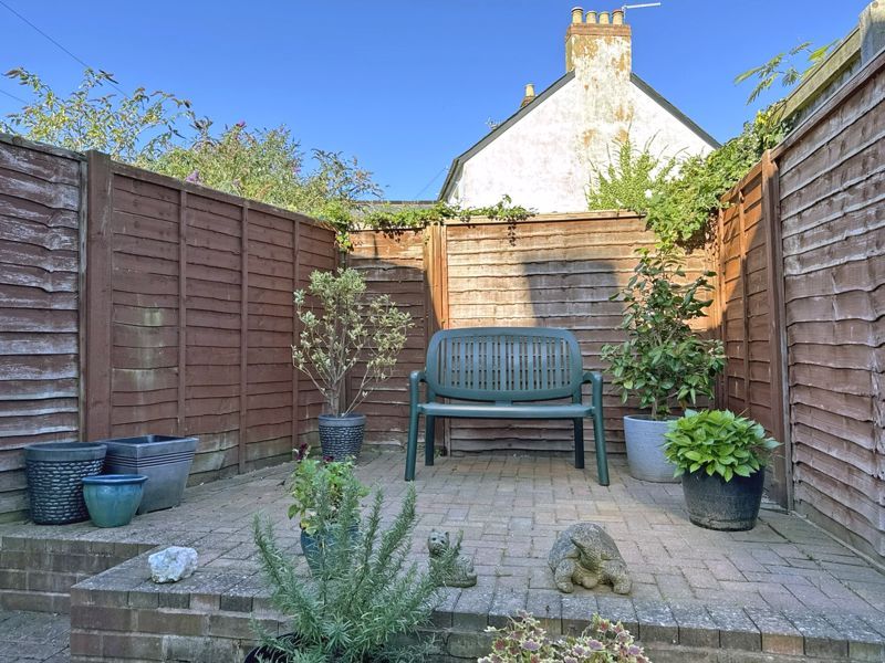 Property photo 2 of 11 Photo 3
