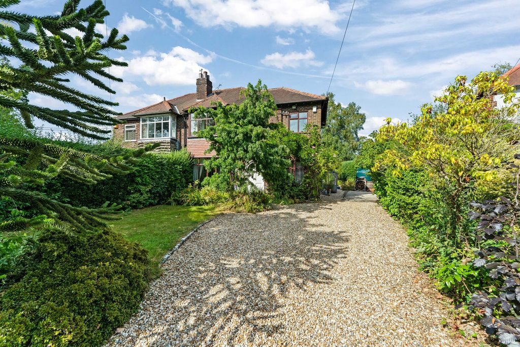 Property photo 1 of 27