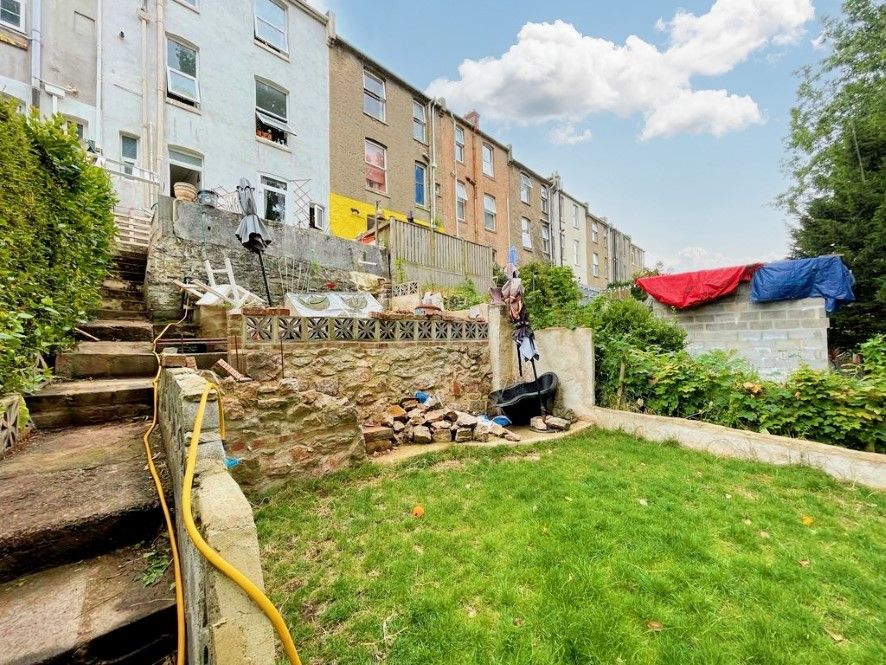 Property photo 3 of 10