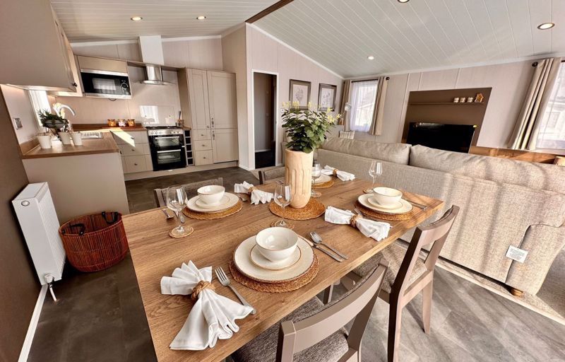 Property photo 2 of 21 Photo 57