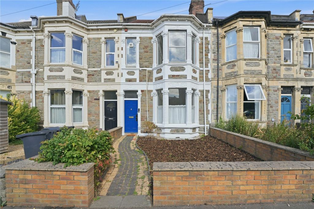 Property photo 2 of 29 Picture No. 26