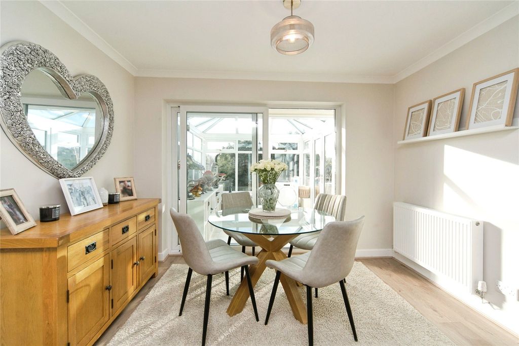 Property photo 3 of 24 Picture No. 18