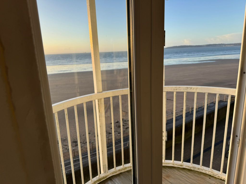 Property photo 3 of 8