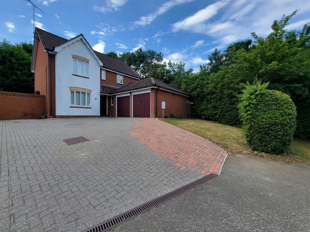 Property photo 2 of 18