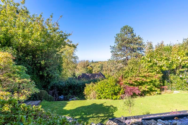 Property photo 2 of 20 Photo 12