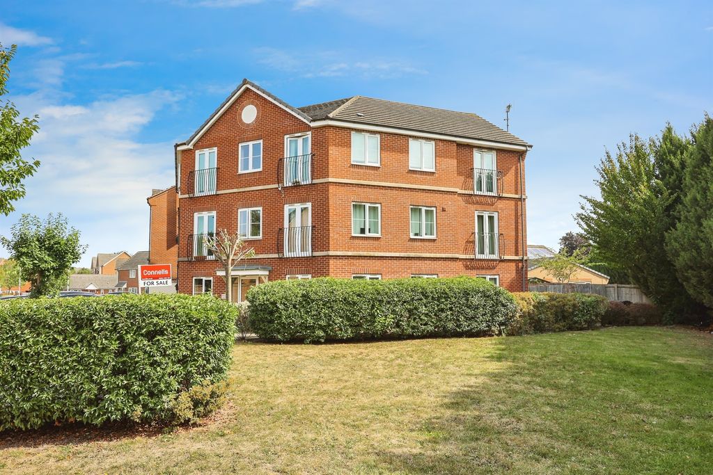 Property photo 2 of 15