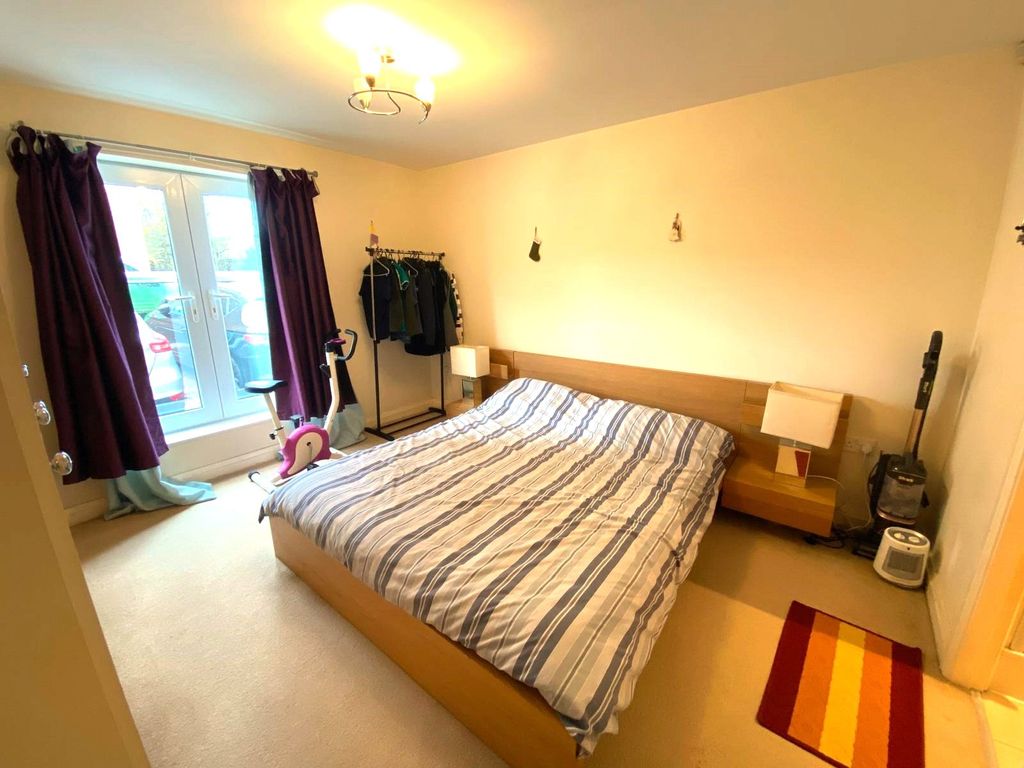 Property photo 2 of 32 Picture No. 02