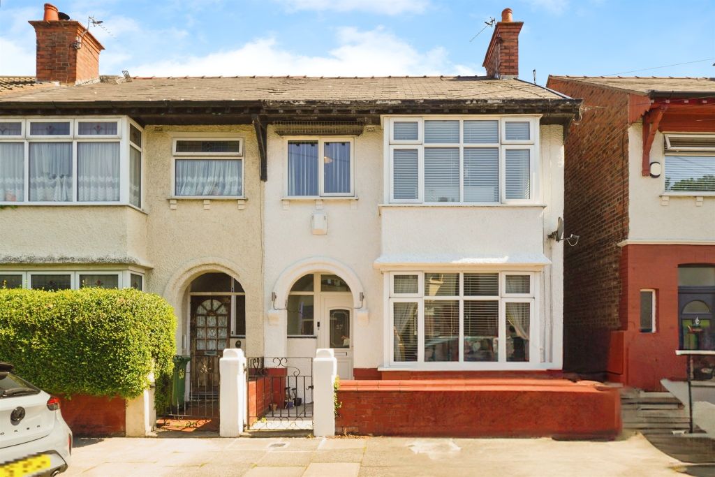 Property photo 1 of 17