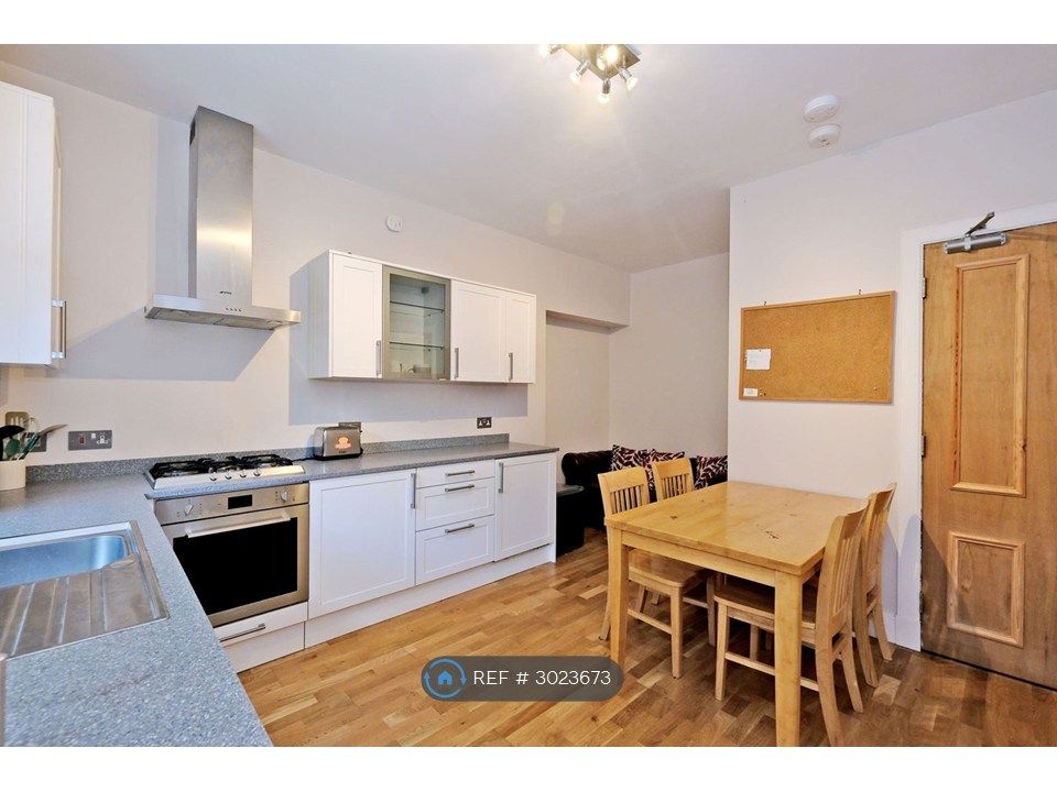 Property photo 3 of 9 Dining Kitchen/ Living Room Alt