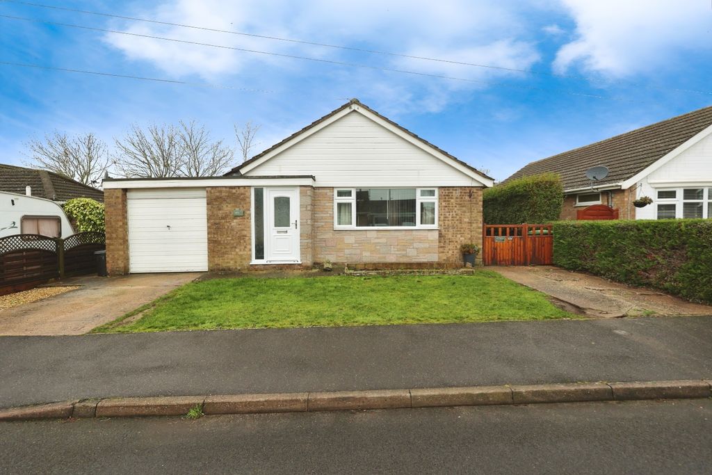 Property photo 1 of 24 4806180