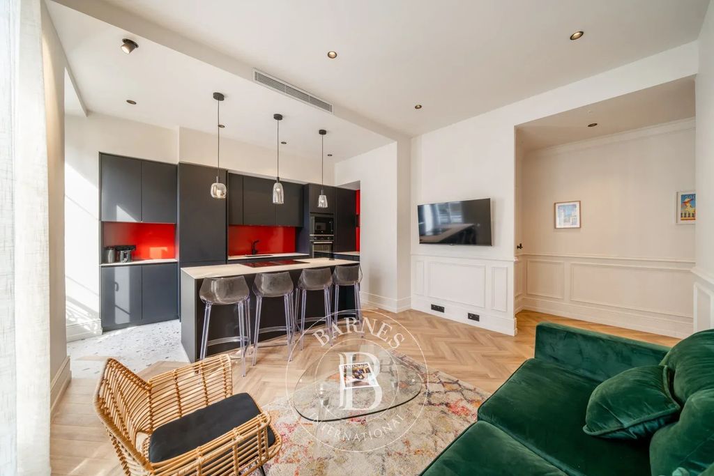 Property photo 1 of 15 Nice – Near The Promenade Des Anglais – Fully Renovated Apartment