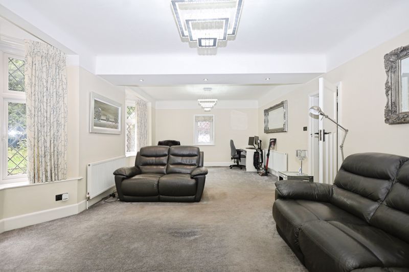 Property photo 2 of 16 Photo 7